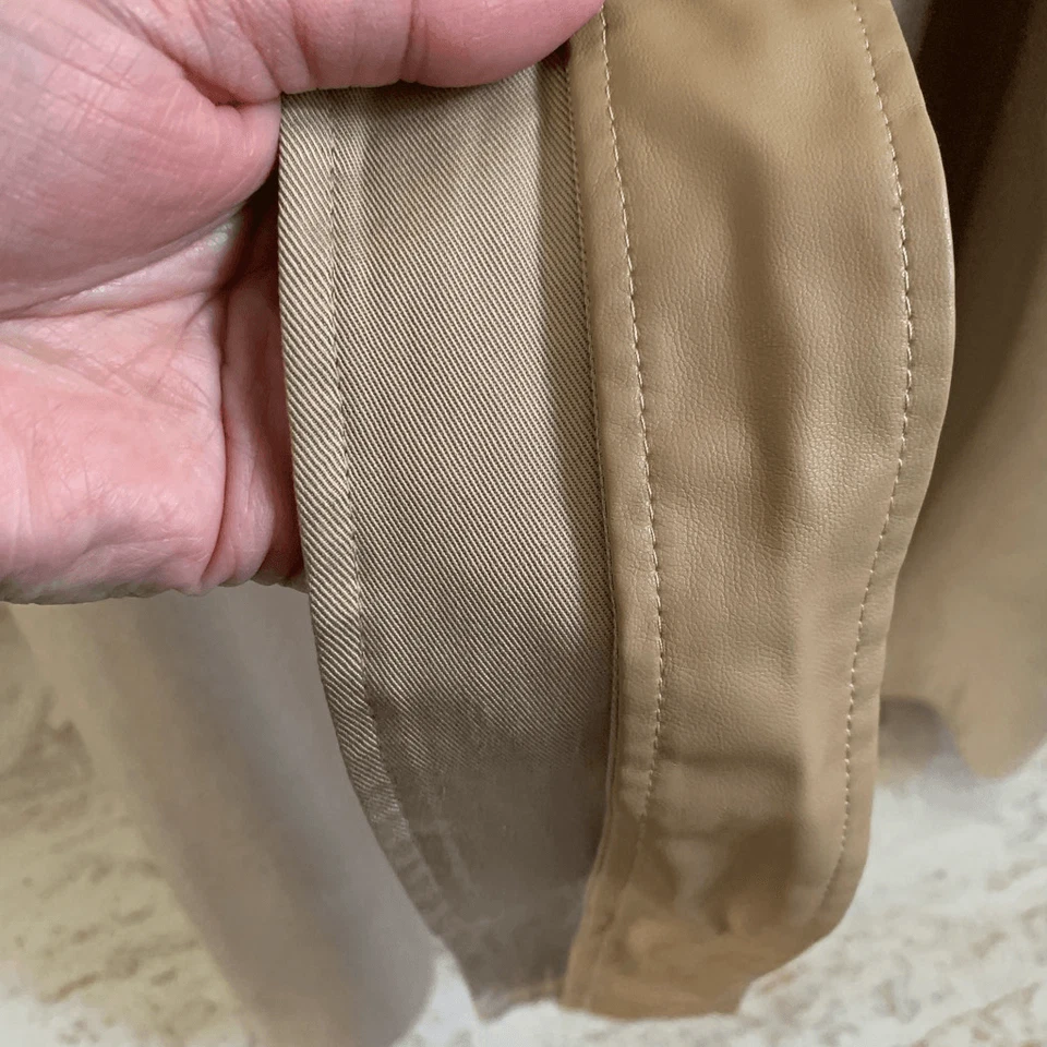 Gabardina Badgley Mischka Foto 4 de 4