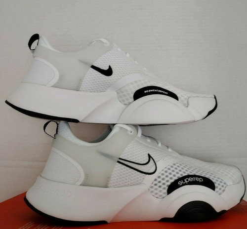 white nike superrep go