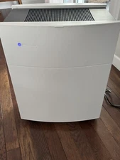 BLUEAIR Classic 605 Air Purifier for Large Rooms, HEPASilent Tech with WIFI