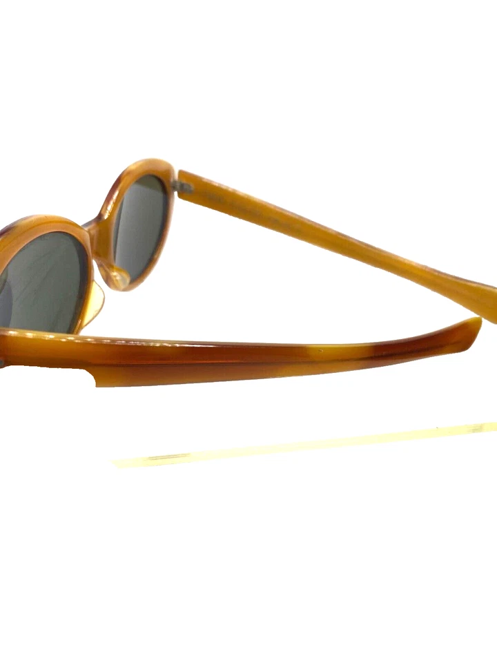 Gafas de sol AMERICAN OPTICAL MODEL Vivacious NUEVO STOCK ANTIGUO Foto 3 de 4