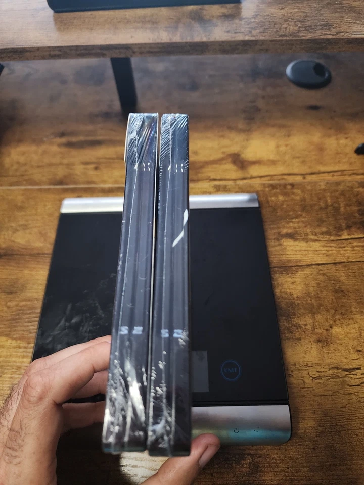 Tron 4k & Tron: Legacy 4k Limited Edition SteelBooks Bundle BRAND NEW - Image 4 of 4