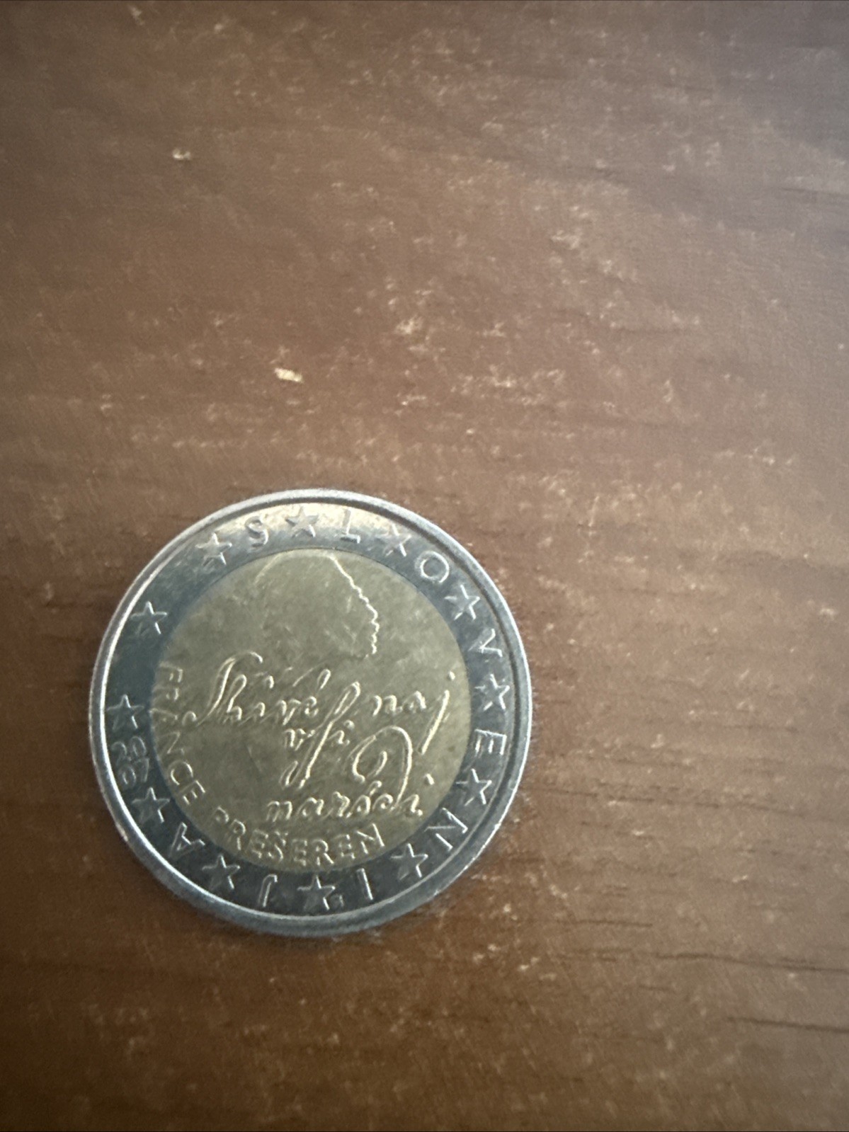 Foto 1 di 2