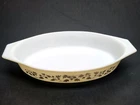 Vintage Pyrex Gold Acorn 1½ Quart Oval Casserole Dish