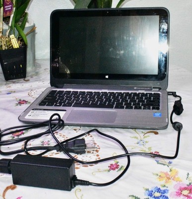 HP Laptop 11-n010dx with Beats Audio excellent Shape with Charger