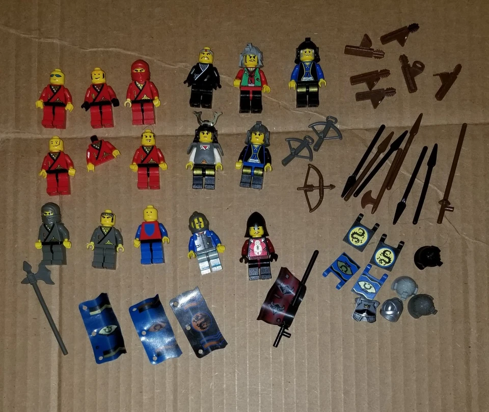 Minifiguras LEGO de colección (ninja, shogun, samurai, arcos, flechas, lanzas, etc.) Foto 2 de 4