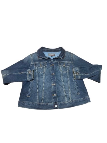 Torrid Women's 2 Blue Jean Denim Jacket Long Sleeve Button Up Trucker Med Wash