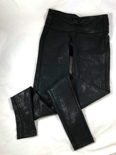 Barely Used ATHLETA Crackle Chaturanga Black Metallic Leggings Style 159874 XXS - Picture 2 of 4