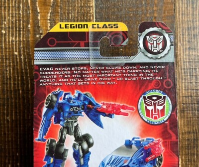 Transformers The Ride Universal Studios Exclusive - Evac Transformers The Ride Universal Studios Exclusive - Evac