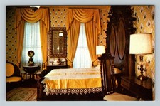 Lebanon OH-Ohio, The Golden Lamb, Charles Dickens Room Vintage Souvenir Postcard