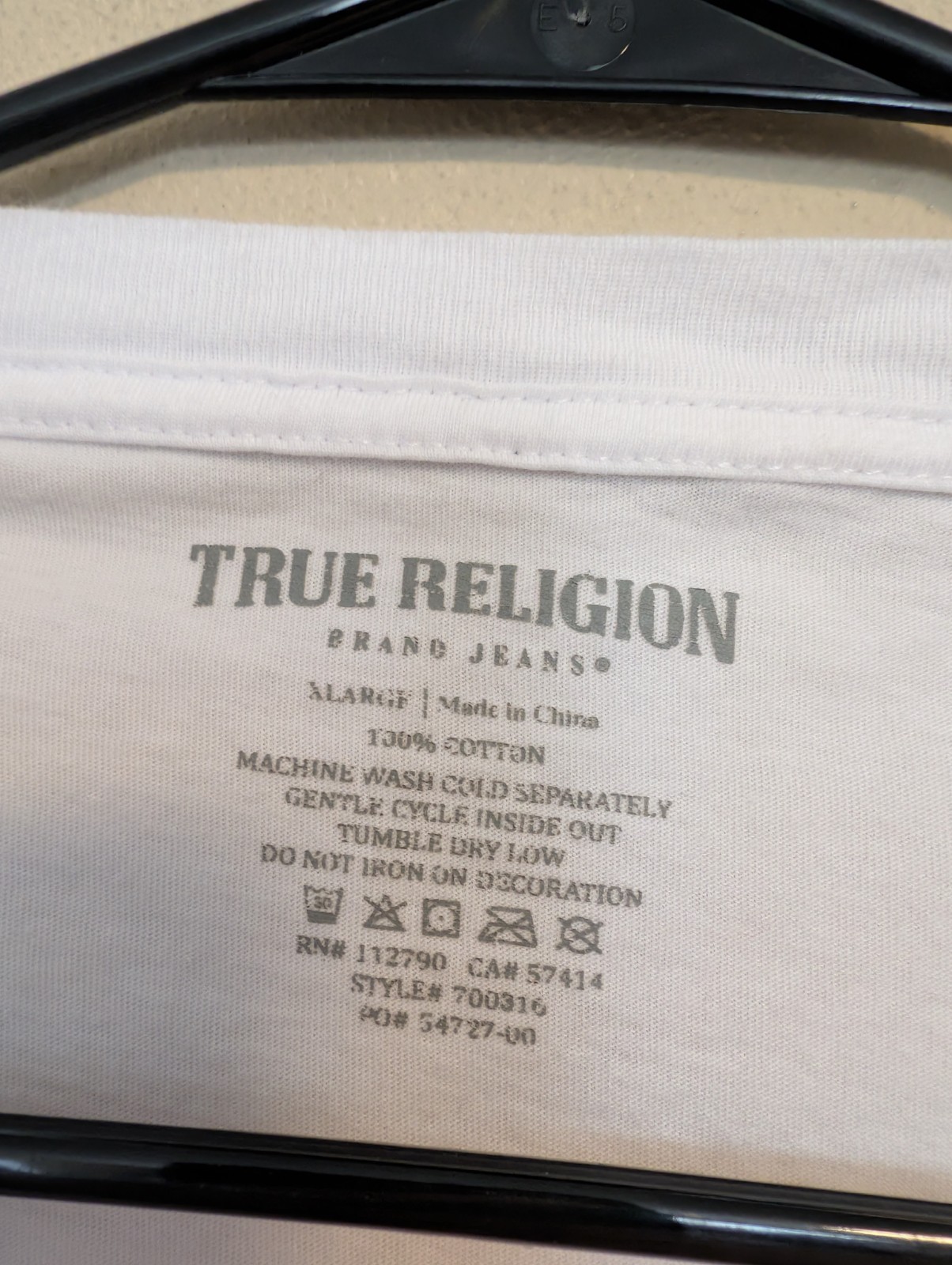 True Religion Men's White Graphic Bar Logo Tee White Size XL 100% Cotton thumbnail 2