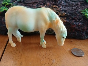 Hartland Horse Neopolitian Ice Cream Pregnant Pony Breyer Companion 