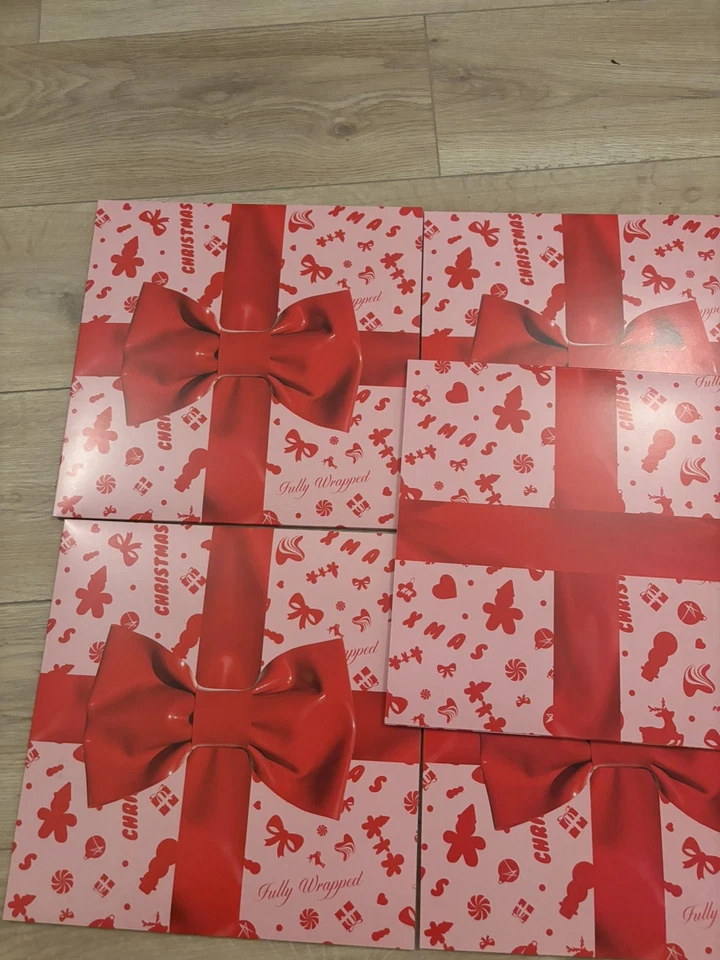 Kylie Minogue Kylie Christmas Fully Wrapped LP Vinyl London Pop Up Exclusive - Image 3 of 4
