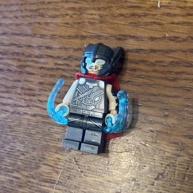 LEGO THOR RAGNAROK minifigure MARVEL set 76084
