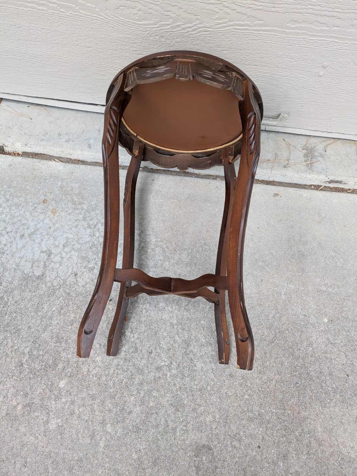 Vintage Rustic Carved Mahogany Round Pedestal Plant Stand Table Victorian Asian
