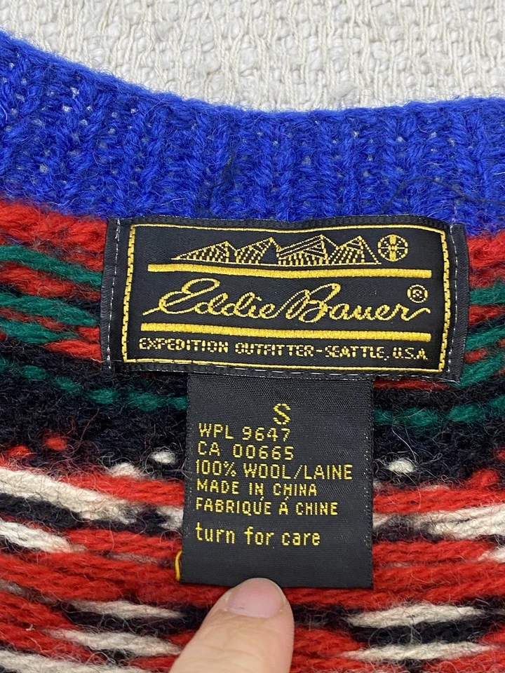 Vintage Eddie Bauer Fair Isle Wool Cardigan Sweater Women’s Small Holiday Winter - Image 3 of 4
