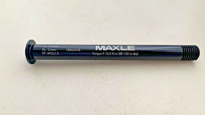 NEW SRAM RockShox Maxle Stealth Front Thru Axle 12x100mm M12x1.5 L:125mm Black