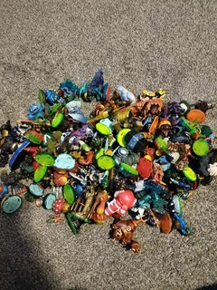 Activision SKYLANDERS Mixed lot of 70 Figures