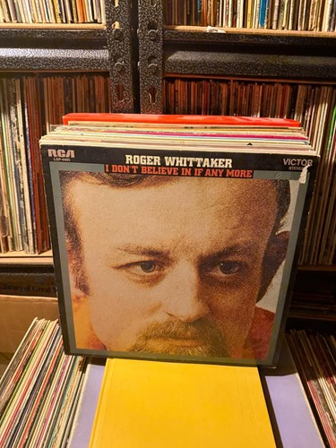 Roger Whittaker – I Don't Believe In If Anymore Vintage 33rpm VG+ AB73 - Picture 1 of 2
