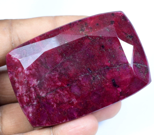 659.5 CT Natural Huge Red Ruby Certified Cushion Museum Grade Treated Gemstone - Picture 1 of 6