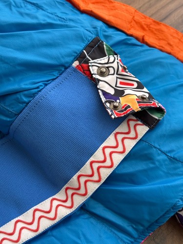 VTG Jet Set Luxury W' Outdoor Ski Graffiti Jacket - Picture 13 of 16