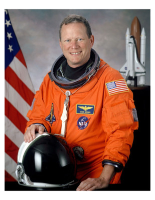2001 NASA Astronaut David Brown 8x10 Portrait Photo On 8.5'' x 11''