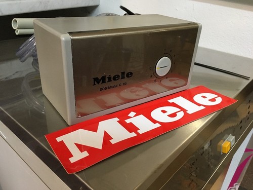 Miele DOS C60 Reiniger-Dosiergerät Professional G7760-64 G7773/4 G7726 -28 G7750 - 第 1/10 張圖片