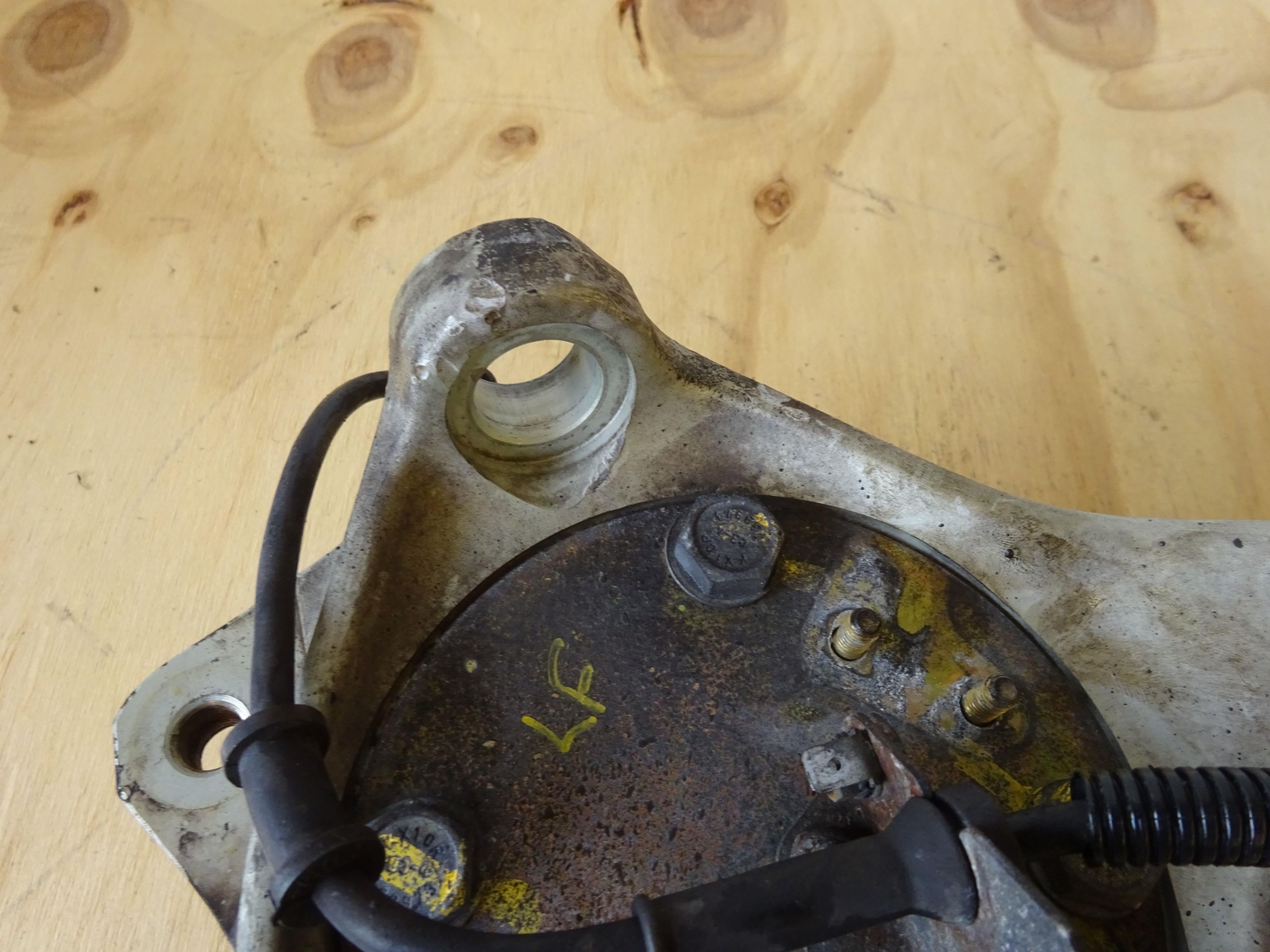 1995 Ferrari 355 Left Front Spindle Knuckle Driver Side