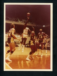 Wilt Chamberlain Jim Barnes 1971 Press Original Photo Washington