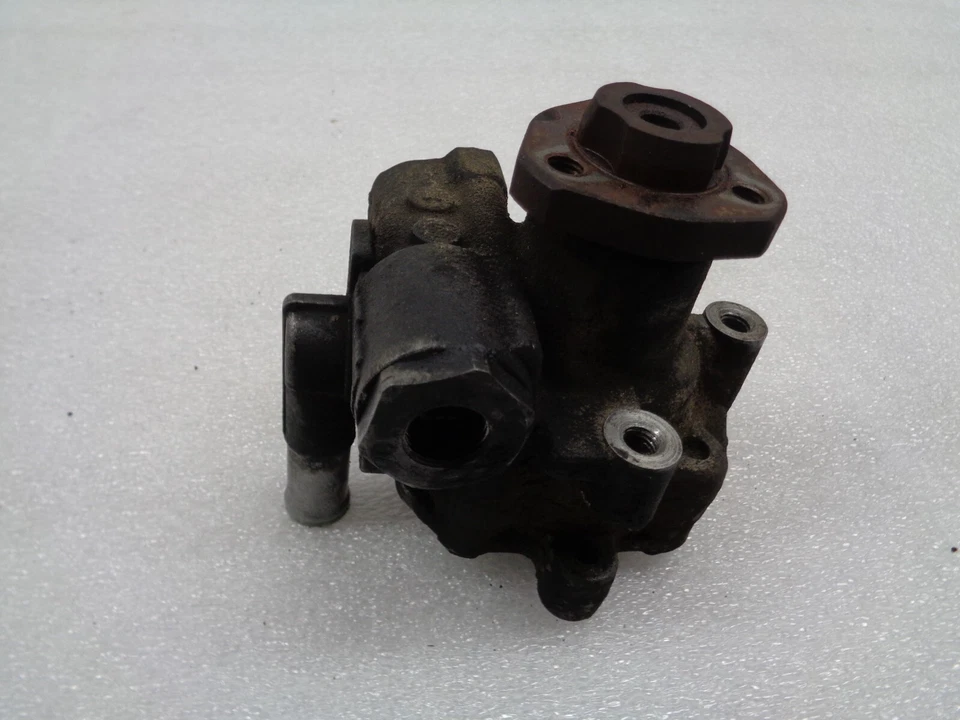 Насос гидроусилителя руля 2011-2016 Volkswagen Jetta от оригинального производителя AK2411169 - Изображение 3 из 4