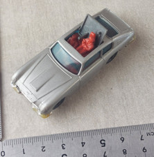 Ancienne voiture, Aston Martin, James Bond, pneus gris, Husky, vintage