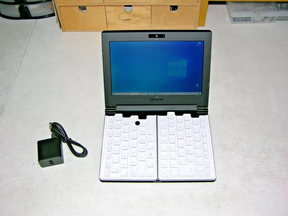 King Jim Portabook XMC10 Netbook UMPC Laptop 701C Windows 10 BT Cam VERY RARE * - Image 3 of 4