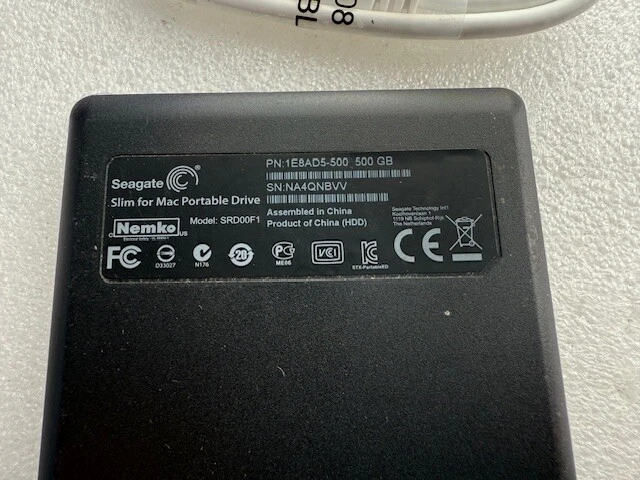Seagate 500GB Slim for Mac Portable Drive SRD00F1 1E8AD5-500 USB 3.0 Silver - Image 2 of 3