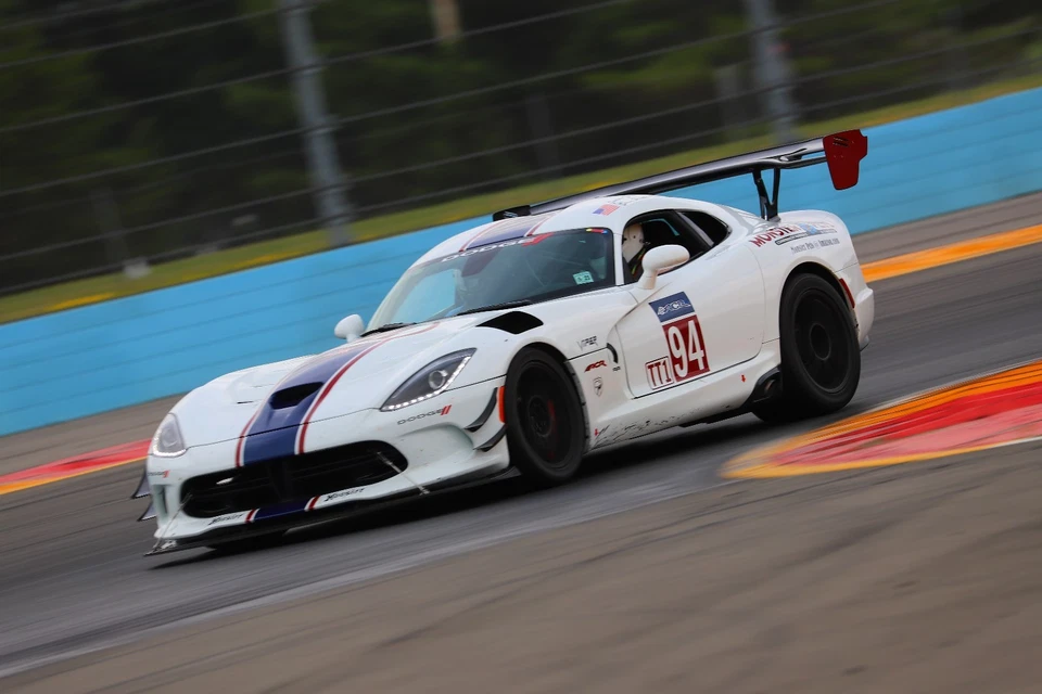 DECALQUES DE PLACA DE EXTREMIDADE DE ASA EXTREMA DODGE VIPER ACR (2016-2018) - MUITAS CORES  - Imagem 3 de 4