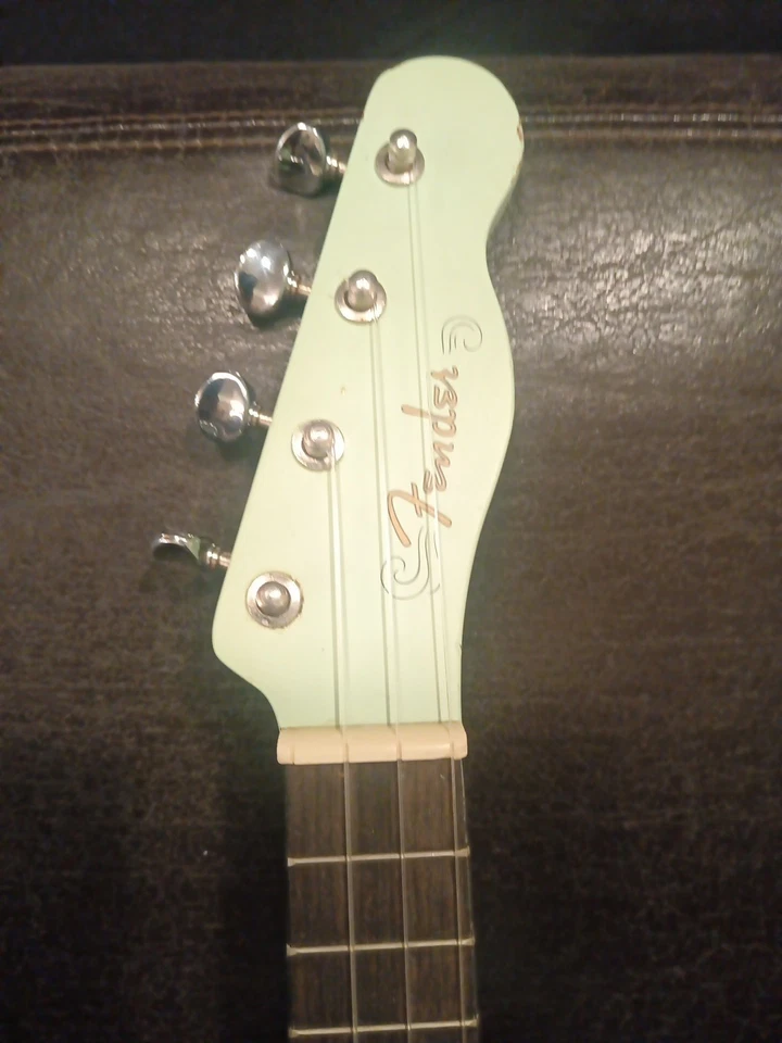 Vintage Fender "California Coast" Soprano Ukulele Light Blue  - Image 2 of 4