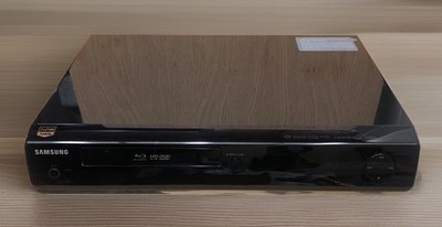 Samsung BD-UP5000 Duo Blu-ray / HD DVD Player with Remote