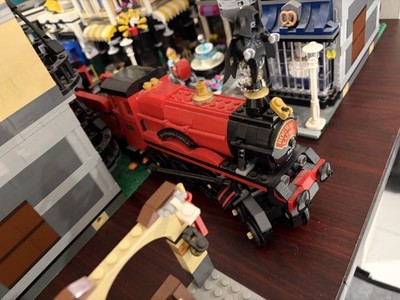 Lego 75955 Harry Potter Hogwarts Express Train Set With Six (6) Minifigures