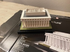 LEGO Architecture Lincoln Memorial - Retired Set - With Box and instructions