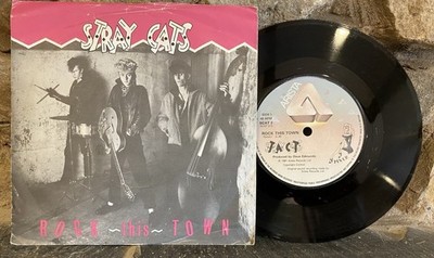 Stray Cats - Rock This Town / Can't Hurry Love 7'' Vinyl Single 1981 Arista SCAT2