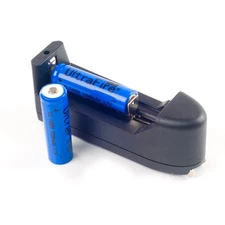 2pcs Rechargeable 14500 Battery 3.7V 1800mAh Li-ion Batteries + Smart Charger