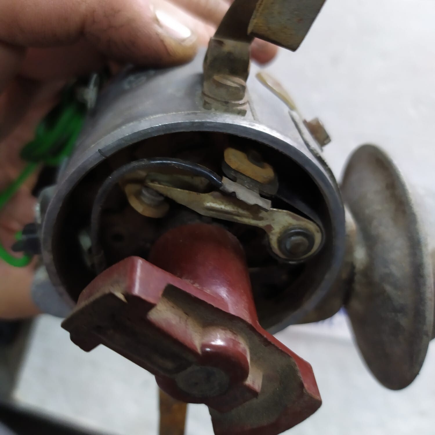 Ignition Distributor Bosch 0231170021 JFU4 , for VW Passat / Audi A80