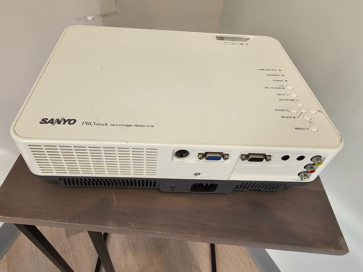SANYO Pro xtraX Multiverse Projector PLC-XW55 LCD Projector | eBay