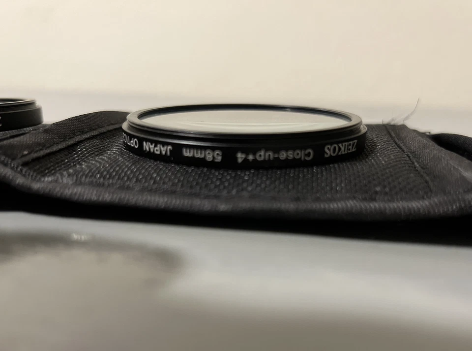 Zeikos Lens Filter Set 62mm Close-Up 4pcs. +1, +2, +4. +10 with case VG cond - Image 3 of 4