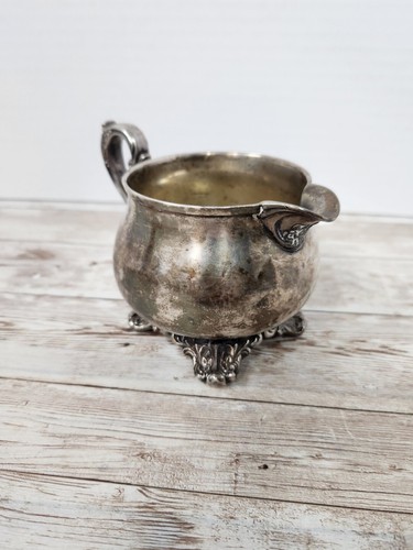 Beautiful Antique Wm. Rogers & Son Victorian Rose Silver-Plated Creamer Stamped - Picture 3 of 7