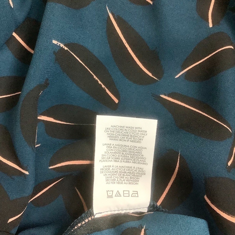 CAbi Floating Shadow Leaf Flared Cuffs Blouse 3763 - image 9