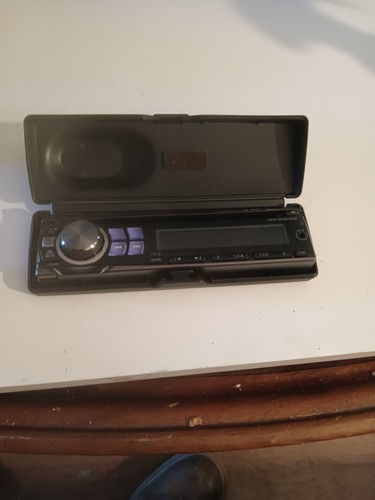 Vintage Alpine CD Receiver CD-9847 Faceplate