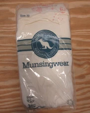 VINTAGE Munsingwear Underwear Men 32 White 3 Briefs Kangaroo Pouch 90s NEW