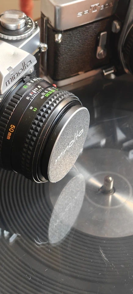 Minolta 49mm Lens Cap Front Cap 70s 80s XD 5 7 XM XG XE Lens Cap Cover - Image 3 of 4