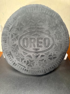 LARGE OREO plush ROUND perfect condition