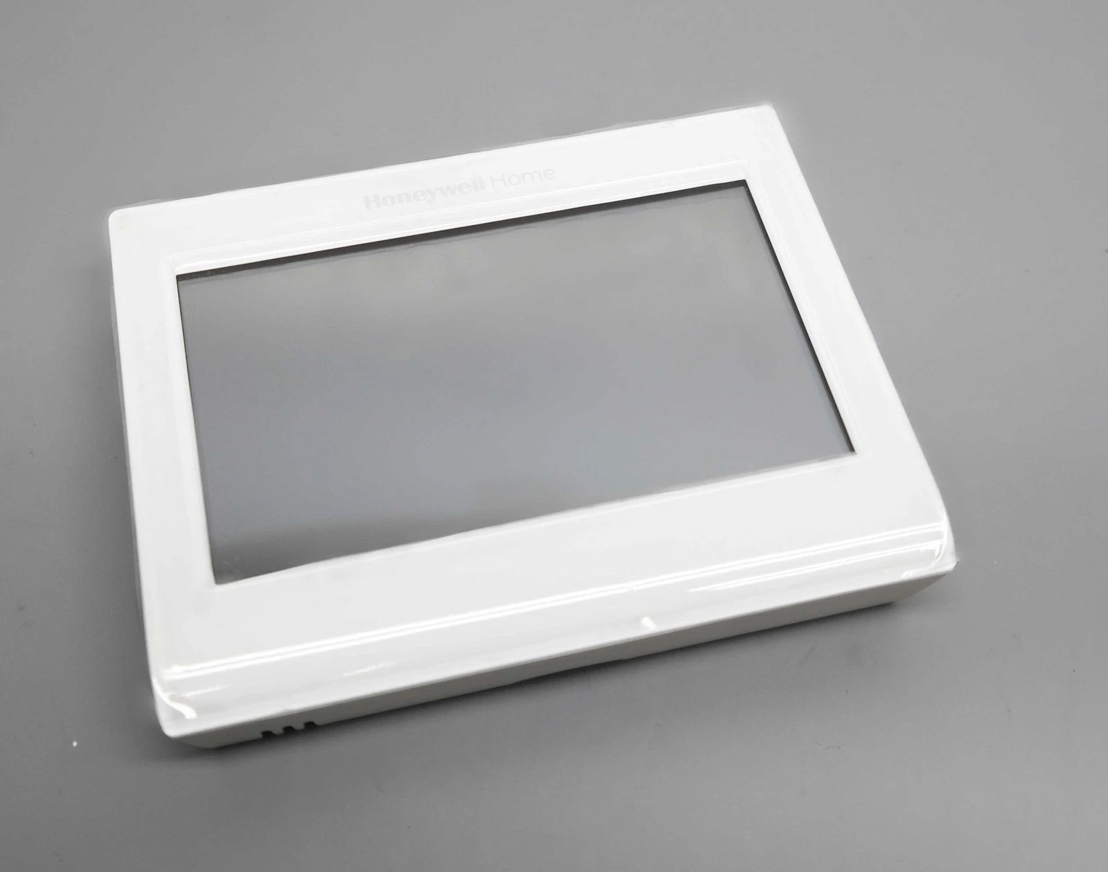Honeywell Home RTH9600WF2022 Smart Color Thermostat ONLY