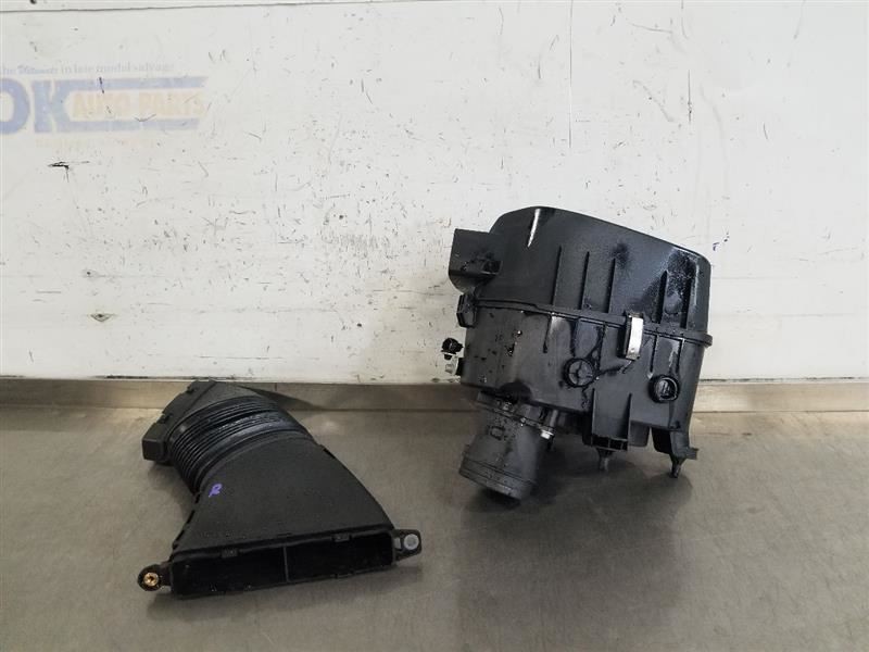 19 2019 MASERATI LEVANTE 3.0L PASSENGER RIGHT ENGINE AIR CLEANER AIR INTAKE 